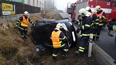 Na Českolipsku došlo k nehodě náklaďáku a osobního auta. To po srážce skončilo... Na Českolipsku došlo k nehodě náklaďáku a osobního auta. To po srážce skončilo...