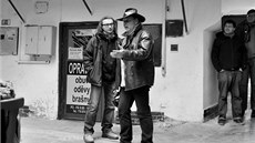 Z natáčení filmu režiséra Olivera Morgensterna Maliny o Bohumilu Hrabalovi s... Z natáčení filmu režiséra Olivera Morgensterna Maliny o Bohumilu Hrabalovi s...