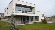 Funkcionalistický vzhled domu odpovídá pedstavám majitel o moderním bydlení.