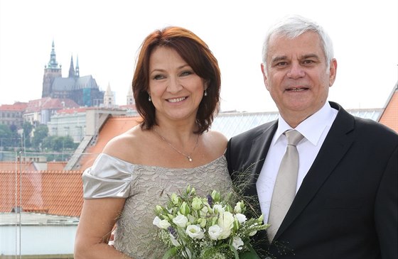 Zlata Adamovská a Petr tpánek se vzali 28. ervna 2013.