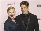 Scarlett Johanssonová a Romain Dauriac na udílení cen Cesar (Paí, 28. února...