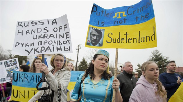 Krym nejsou Sudety. Za prva krymskch Tatar se demonstrovalo i ve Washingtonu.