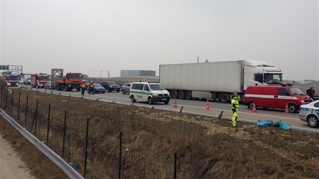 Nehoda na 78. kilometru zablokovala st Praskho okruhu (6.3.2014)