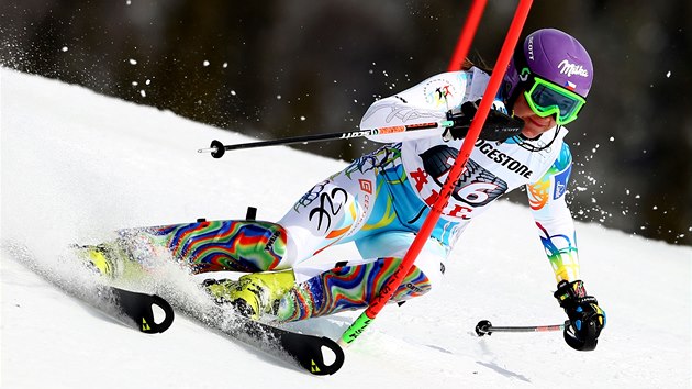 árka Strachová ve slalomu v Aare. 