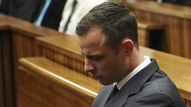 Oscar Pistorius v soudn sni v Pretorii.