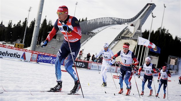 Rusk bec na lych Alexander Legkov bhem zvodu SP na 50 kilometr v Oslu
