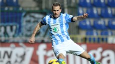 ŠAJTLE. Jan Kysela pěkně obstřelil gólmana Heču ze Slovácka a poslal Mladou ŠAJTLE. Jan Kysela pěkně obstřelil gólmana Heču ze Slovácka a poslal Mladou