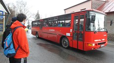 Autobusy společnosti Arriva Východní Čechy se z východního směru cestuje do... Autobusy společnosti Arriva Východní Čechy se z východního směru cestuje do...
