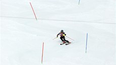 Mikaela Schiffrinová ve slalomu v Aare.  