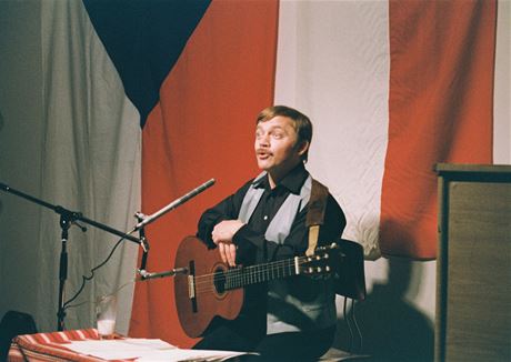 Karel Kryl pi koncert na podporu Solidarity, Mnichov 1982