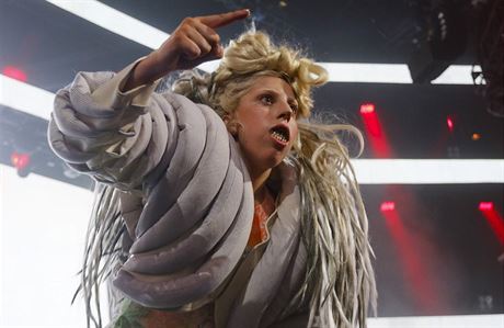 Lady Gaga udlala na texaském festivalu SXSW opt rozruch.