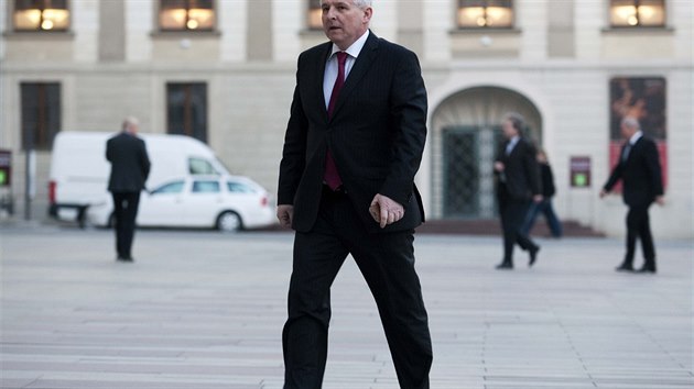 Jiho Rusnoka Zeman povil sestavenm ednickho kabinetu. Rusnok proto neopomenul pijt na prezidentovu oslavu (14. bezna 2014).