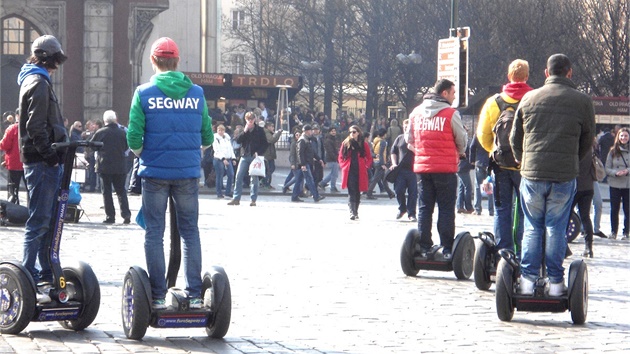 Segway (ilustrační foto) Segway (ilustrační foto)