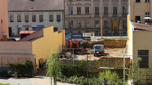 Nov trnice vznikla v proluce mezi Dvokovou ulic a parkem Gustava Mahlera. Park vznikl na mst, kde destky let pedtm u pvodn  trnice stla.