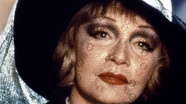 Marlene Dietrichov ve filmu Gigolo z roku 1979