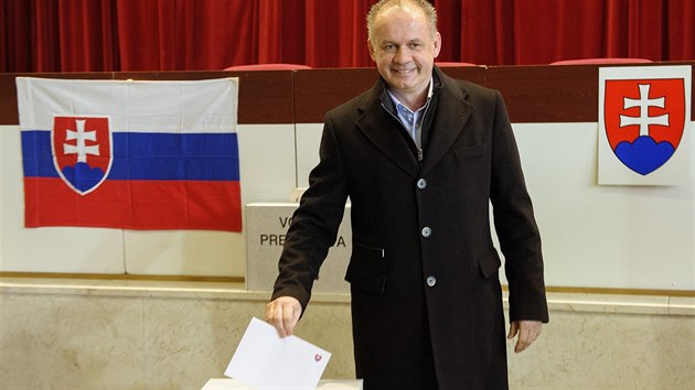 Kandidt na slovenskho prezidenta Andrej Kiska odevzdal 15. bezna v Poprad svj hlas v prvnm kole prezidentskch voleb.