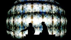 V centru Prahy bylo otevřeno nové kaleidoskopické bludiště V centru Prahy bylo otevřeno nové kaleidoskopické bludiště