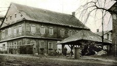 Tak vypadala roubenka před plánovanou demolicí. Tak vypadala roubenka před plánovanou demolicí.
