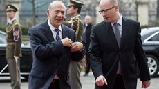 Premiér Bohuslav Sobotka (přijal 18. března v Praze generálního tajemníka... Premiér Bohuslav Sobotka (přijal 18. března v Praze generálního tajemníka...