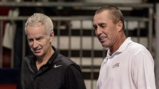 Ivan Lendl (vpravo) a John McEnroe. Ivan Lendl (vpravo) a John McEnroe.