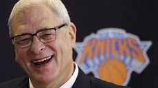 Phil Jackson přebírá NY Knicks coby prezident. Phil Jackson přebírá NY Knicks coby prezident.