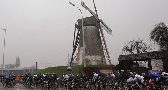 Cyklistický závod Dwars door Vlaanderen