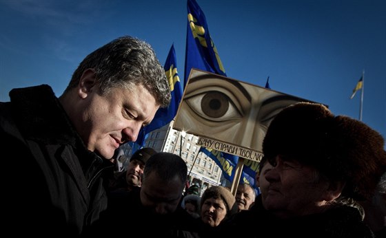 Petro Poroenko v dob prosincových prostest na Majdanu