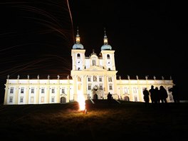 Svtelný signál putoval po dohodnutých trasách napí krajinou. Znamení...