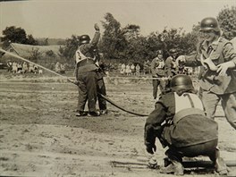 Hasisk sout na hiti v Pohledu v roce 1960. Vlevo vzadu je stecha...