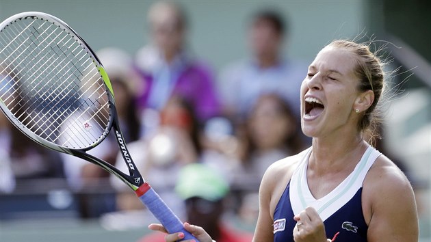 Dominika Cibulkov se raduje z postupu do semifinle turnaje v Miami.