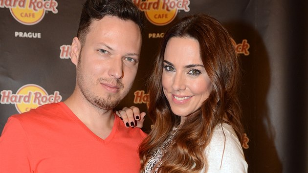 Melanie C a slovensk zpvk Peter Aristone