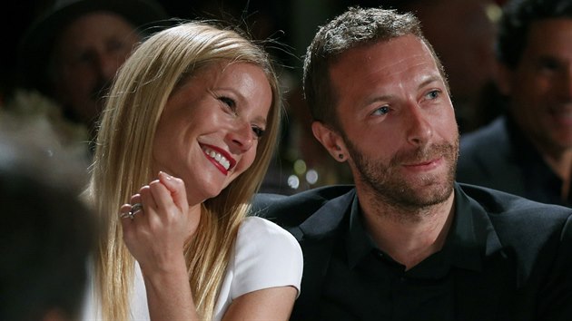 Bval manel Gwyneth Paltrowov a Chris Martin se dky internetovmu kurzu vdom "rozprovali" a i po rozvodu jsou pr dob ptel. Te u oba maj nov partnery.