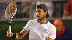 Joao Sousa v souboji s Tomáem Berdychem moc ancí nedostal a zápas na turnaji