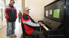 Piano se z hlavního nádraží přesune do Hudebního altánu poblíž výstaviště Flora. Piano se z hlavního nádraží přesune do Hudebního altánu poblíž výstaviště Flora.