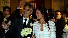 Andrea Bocelli se podruhé oženil. Andrea Bocelli se podruhé oženil.