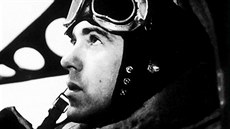 Jiří Hrzán jako Prcek ve filmu Nebeští jezdci Jiří Hrzán jako Prcek ve filmu Nebeští jezdci