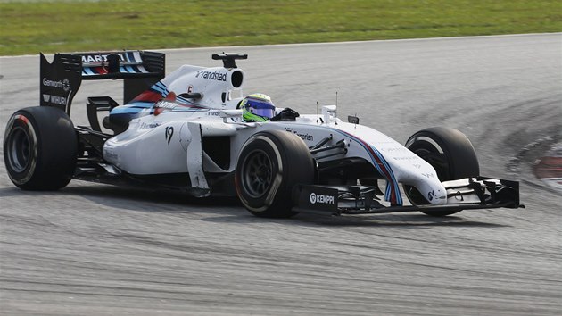 Felipe Massa najd do zatky ve Velk cen Malajsie.