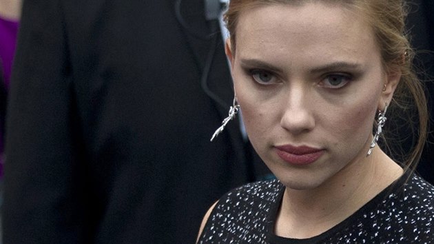Scarlett Johanssonov na nsk premie filmu (24. bezna 2014).