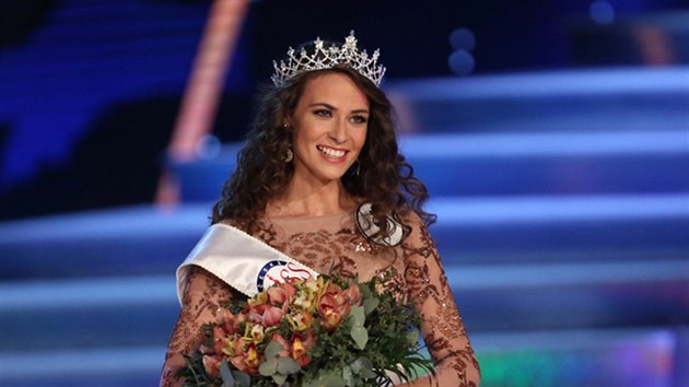 eská Miss World 2014 Tereza Skoumalová (29. bezna 2014)