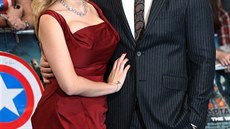 Chris Evans a Scarlett Johanssonová