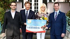 SLAVNOSTNÍ PŘEDÁNÍ. Sportovní ředitel Českého olympijského výboru Martin Doktor... SLAVNOSTNÍ PŘEDÁNÍ. Sportovní ředitel Českého olympijského výboru Martin Doktor...