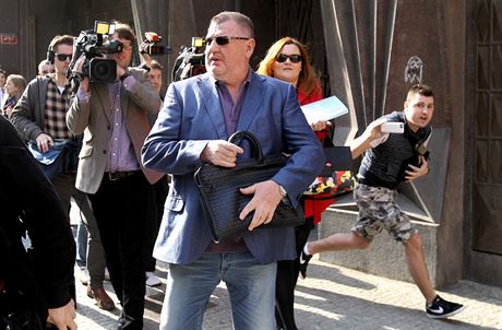 Podnikatel a lobbista Ivo Rittig odchází z budovy policie na praském Pertýn....