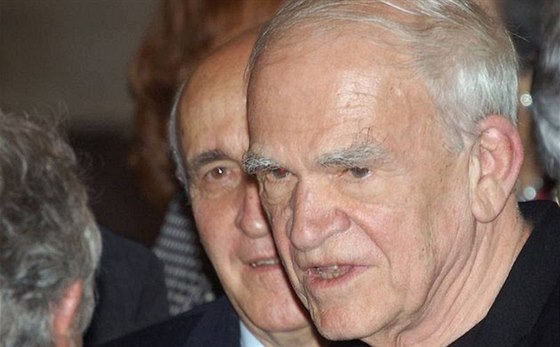 Milan Kundera pi pebírání Svtové ceny Nadace Simone a Cina Del Ducaových