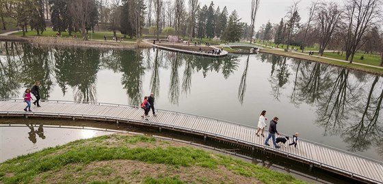 Opravené imkovy sady (1. 4. 2014).