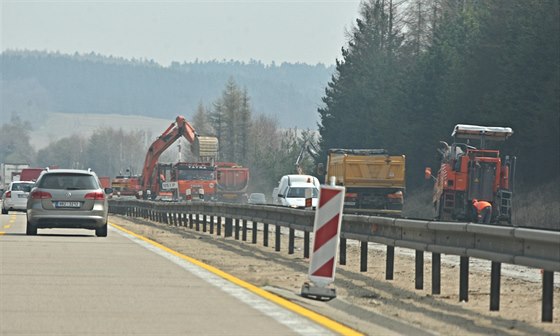 Drncavé betonové panely nahradí jednolitá betonová vrstva vytvoená pomocí...