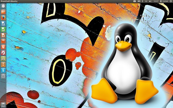 Tuák Tux je maskot Linuxu. Za zády má pracovní plochu Ubuntu.