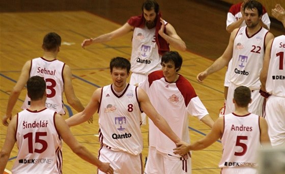 Basketbalisté Svitav ped utkáním.