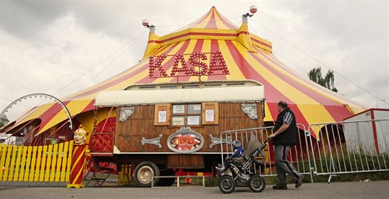 Okolnosti zranní cirkusového artisty vyetuje policie. Ilustraní snímek