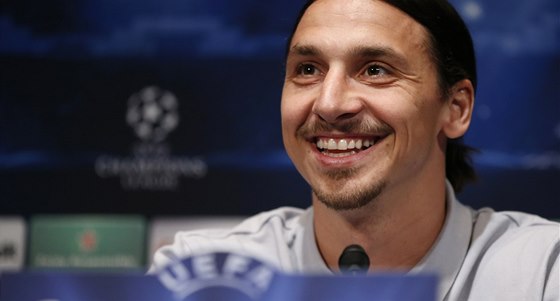 HVZDA. Zlatan Ibrahimovic, útoník PSG, na tiskové konferenci ped tvrtfinále