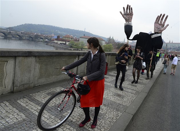 Demonstrace proti vybydlování dom a na podporu squattingu.